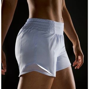 Lululemon Hotty Hot High-Rise Lined Short 4"